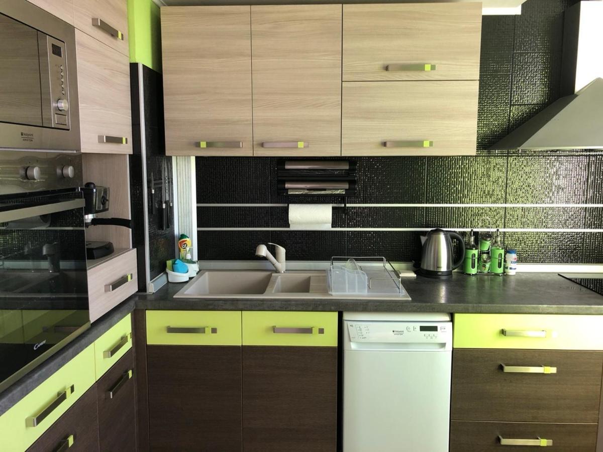 Avelov Art Apartment Burgas Luaran gambar